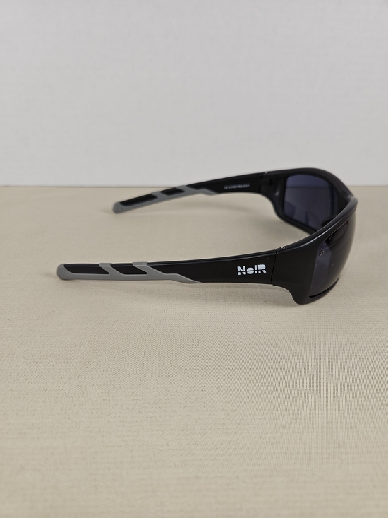 nOir Jewelry Other - nOir Men's Black Sunglasses with Gray Accents